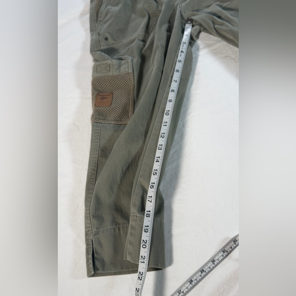Ralph Lauren Olive Cargo Pants with Mesh Pocket Panels.  Ankle Crop.  Size 8 - Picture 3 of 5